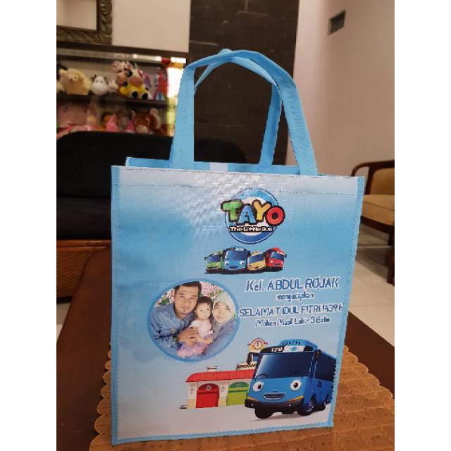 

Tas parcel lebaran