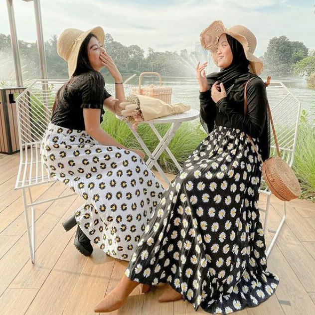 ROK PLISKET MOTIF BUNGA POLKA WANITA  / ROK PLISKET DAISY PREMIUM