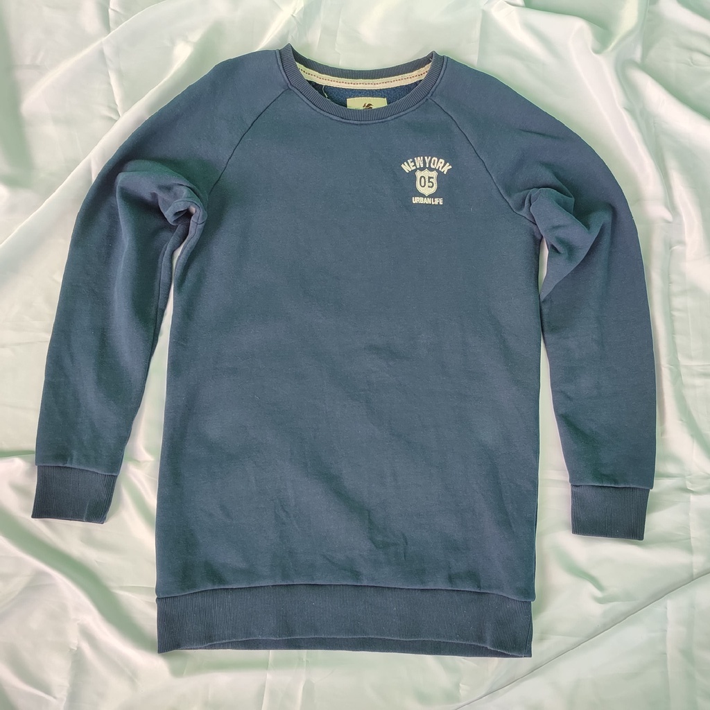 Crewneck Maypole Size M - Sweater Pria Wanita - Pakaian Bekas Murah Layak Pakai