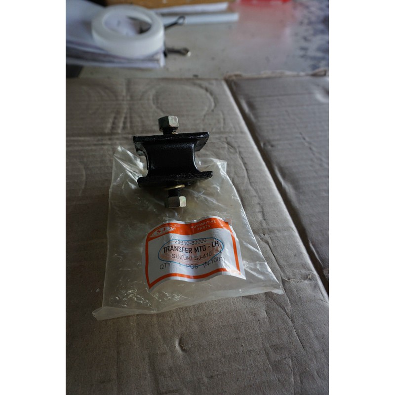 Transfer/Engine Mounting Kiri Suzuki Katana/Jimny merk SJ