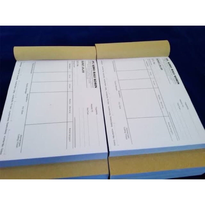 

Nota 1/2 Folio 4 ply