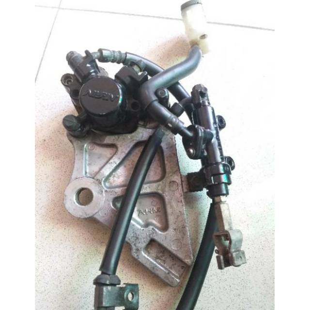 Rem cakram belakang tiger revo tanpa disk