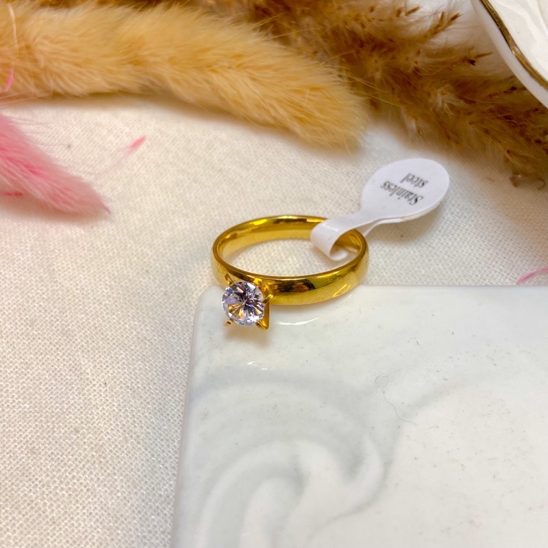 Cincin titanium Gold diamond Wanita Anti Karat Bisa kena Air