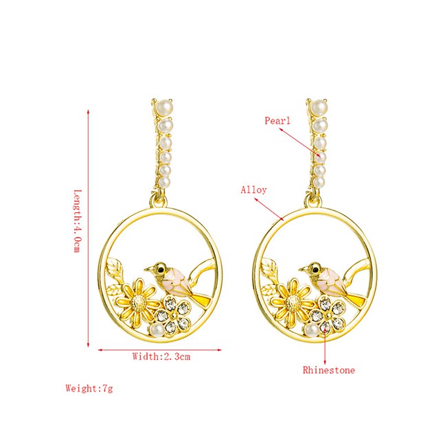 LRC Anting Tusuk Fashion Golden Magpie Flower Alloy Diamond Earrings P59684