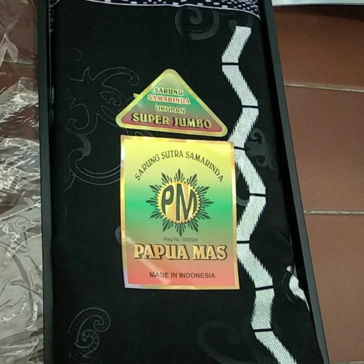 (Terbaik) SumberRejekiJeans - PAPUA MAS - SARUNG HITAM Jumbo Busana Muslim Pria Shalat Samarinda Dus