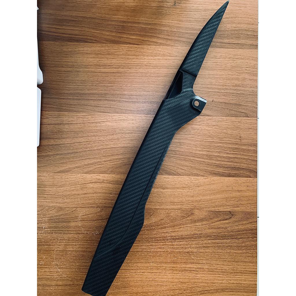 Tutup Rantai Revo Absolute