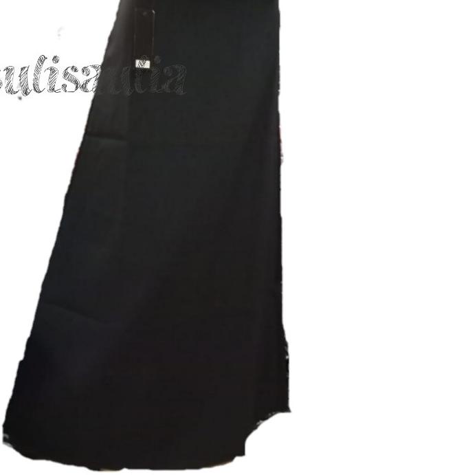 Rok Model A Wanita