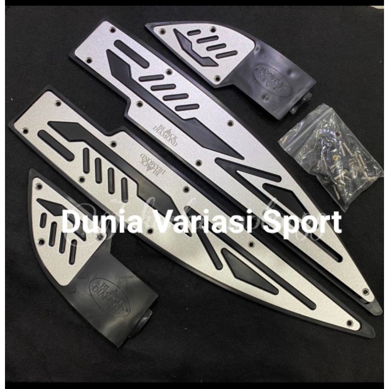 Bordes/Karpet Pijakan Kaki PCX 160 New Black Diamond Original