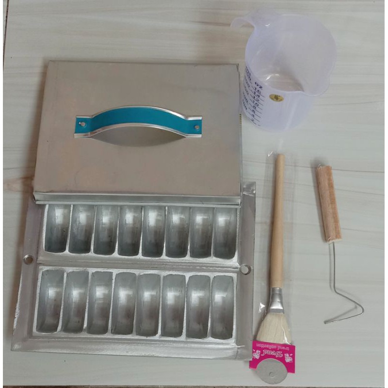 1 set cetakan kue pukis