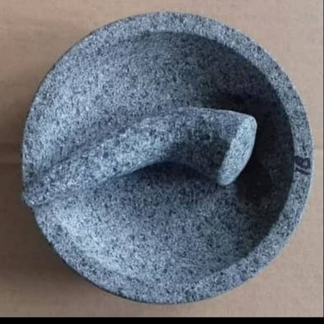 Cobek batu bubut asli batu gunung ukuran 20cm