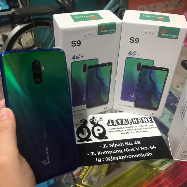 MAXTRON S9  RAM 4/32 GB