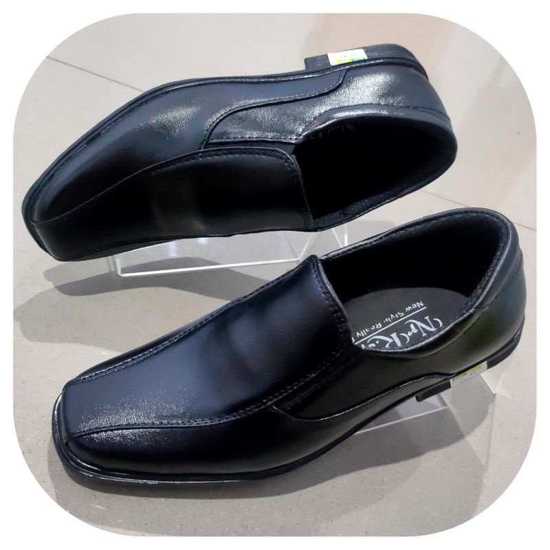 SEPATU PANTOFEL ANAK LAKI LAKI/SEPATU PANTOFEL ANAK PONDOK/SEPATU PANTOFEL KULIT HITAM PRIA
