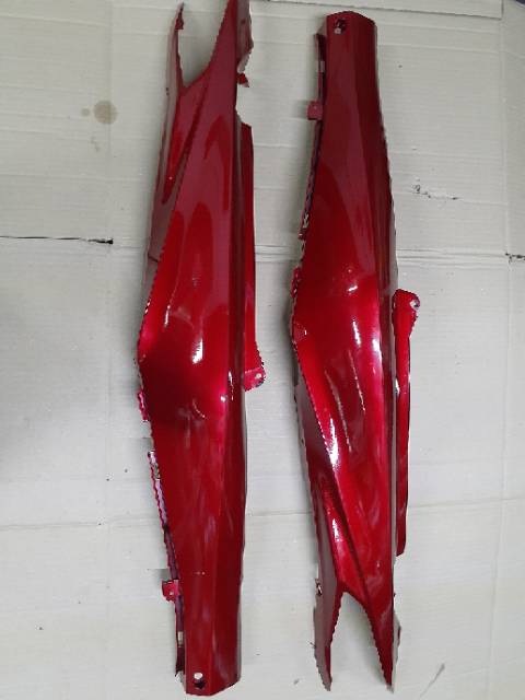 Cover body jupiter z 2010 merah maroon