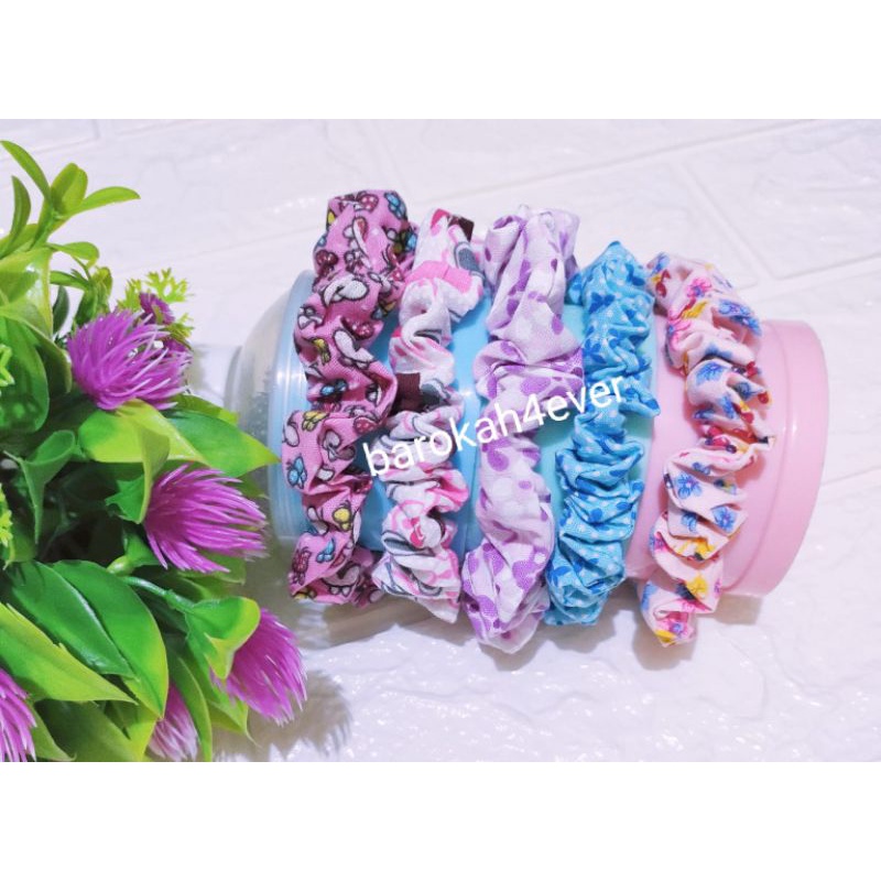 SCRUNCHIE Ikat Rambut Serunci / serunchi Motif Katun Jepang