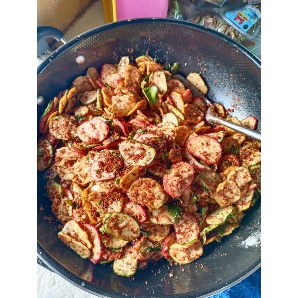 

NEW!! Kerupuk Seblak kemasan kiloan extrapedas daun jeruk 1kg