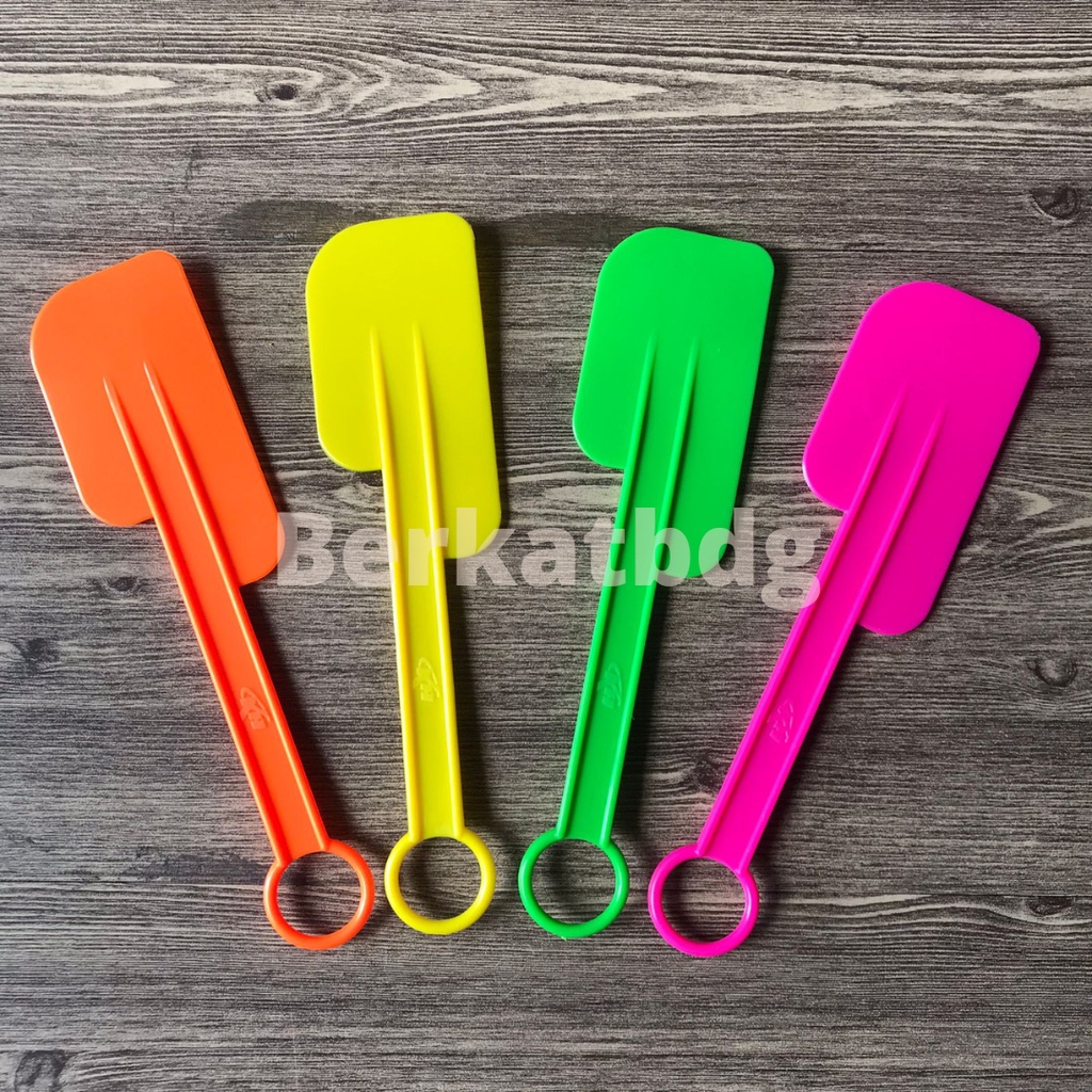 SPATULA SODET PLASTIK POLOS ADONAN KUE