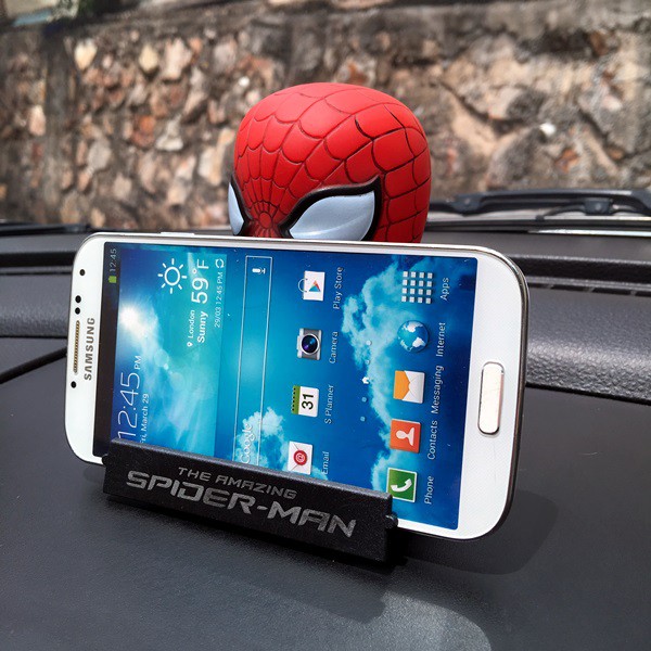 Boneka Figure Miniatur Pajangan Mobil Stand SPIDERMAN Goyang Kepala Shacking Head Toy