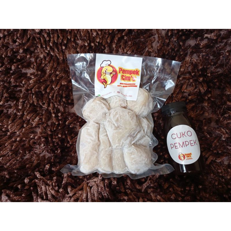 

Pempek Cims | Pempek Asli Dari Palembang | Pempek Ikan Frozen Campur Isi 10 + Cuko 100ML