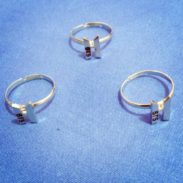 Cincin Logo BTS