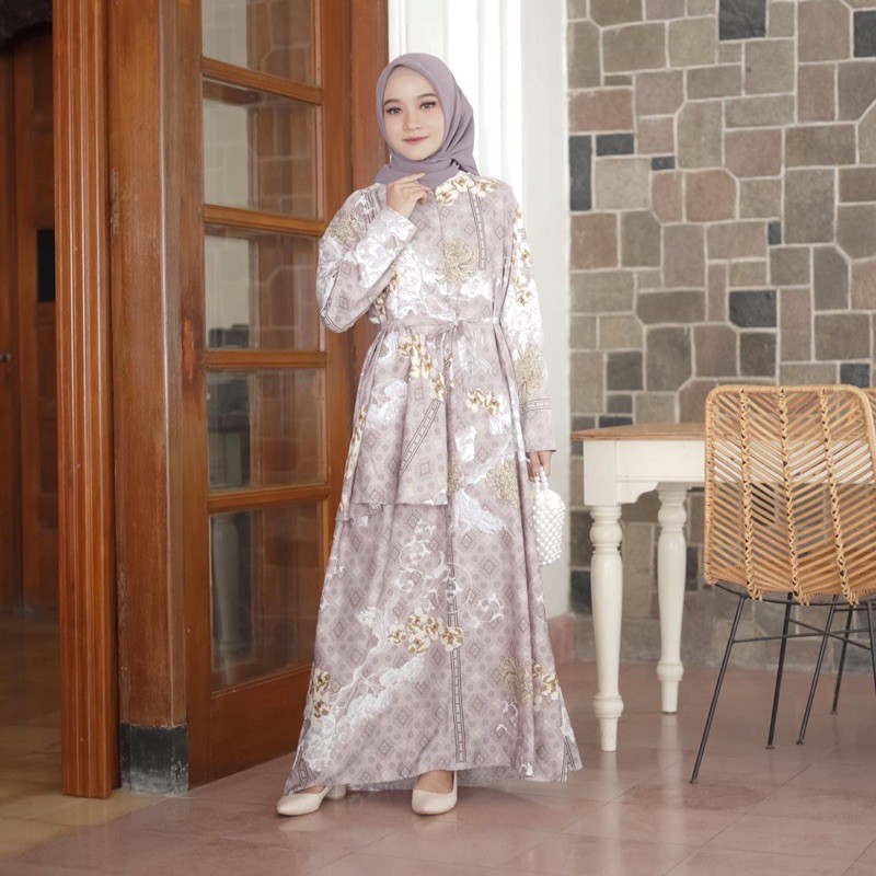 Queena Dress