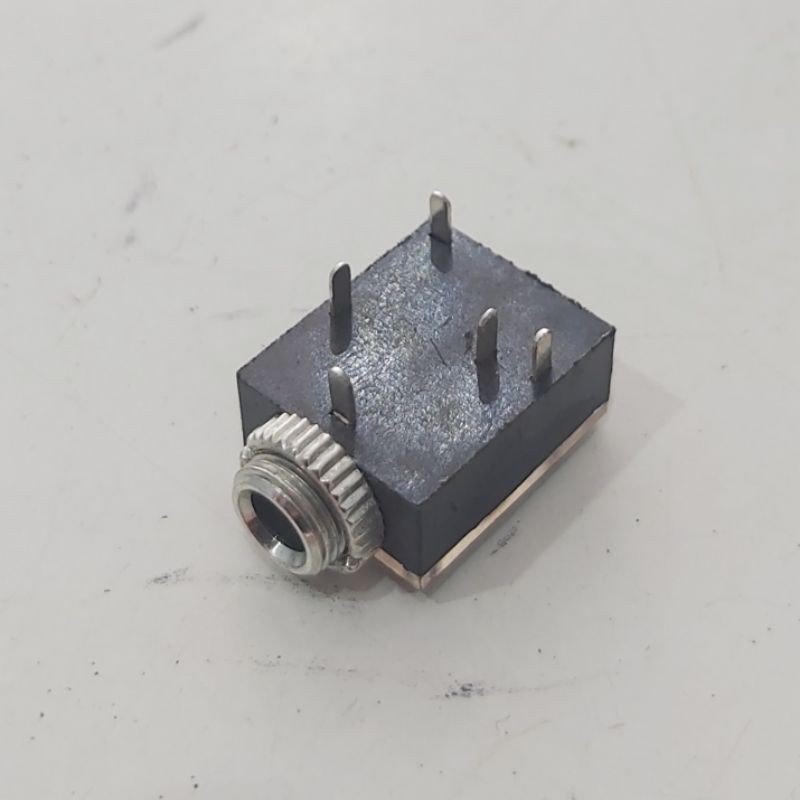 Soket Jack Aux Mini Stereo 3.5 MM Tanam PCB