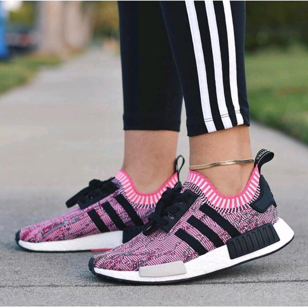 Unik SEPATU ADIDAS NMD R1 PRIMEKNIT PINK BLACK Diskon