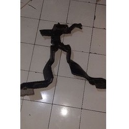 pipe ac belakang galant hiu / vr4