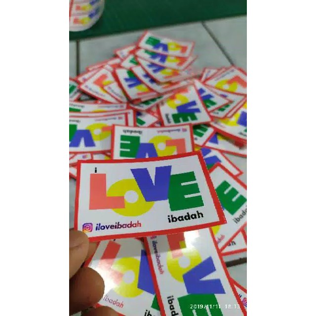 

STICKER VINYL UKURAN 5X5 CM PLUS LAMINASI /Murah Banget