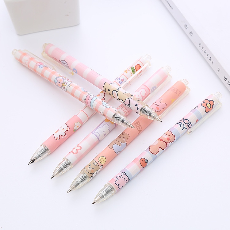 2pcs / Set Pulpen 0.5mm Motif Kartun Beruang Warna Pink Tahan Lama Untuk Hadiah Ulang Tahun
