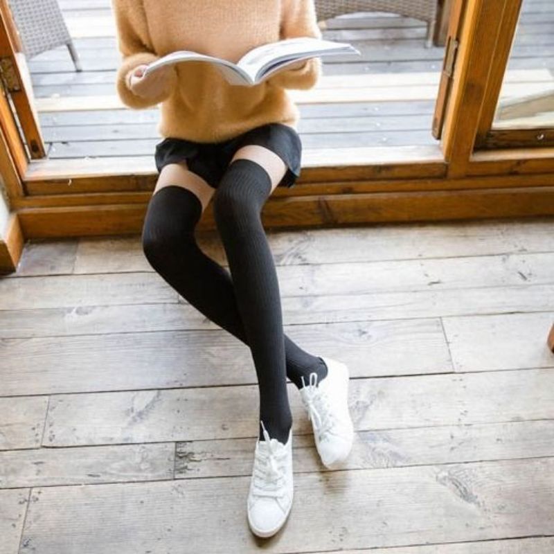 Kaos Kaki Panjang premium