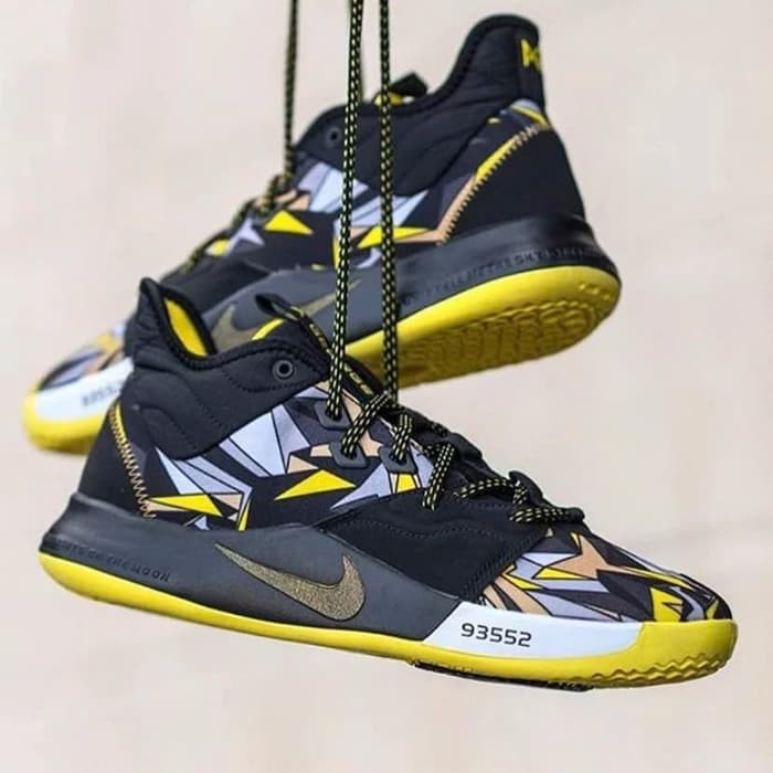 sepatu paul george