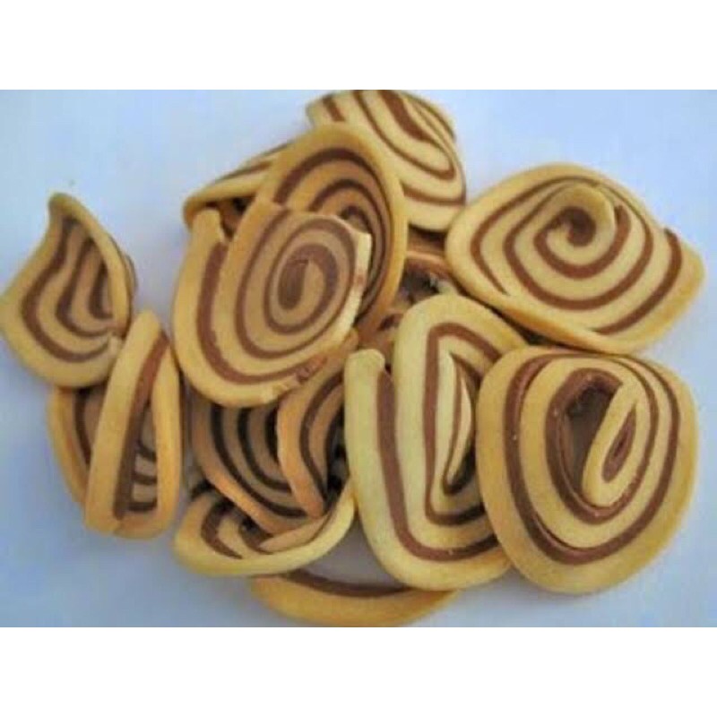 

kue kiloan kuping gajah
