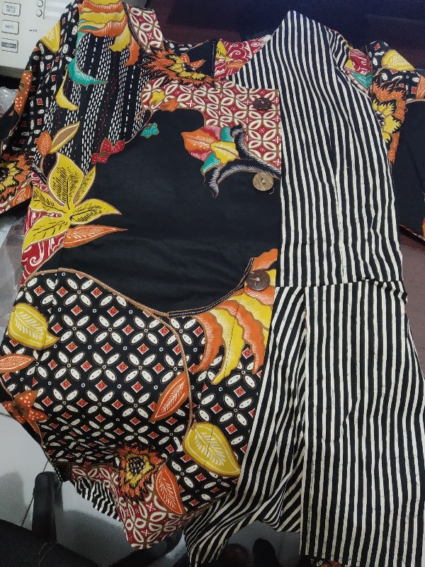 Batik Wanita - Atasan Batik 184 Size Xl
