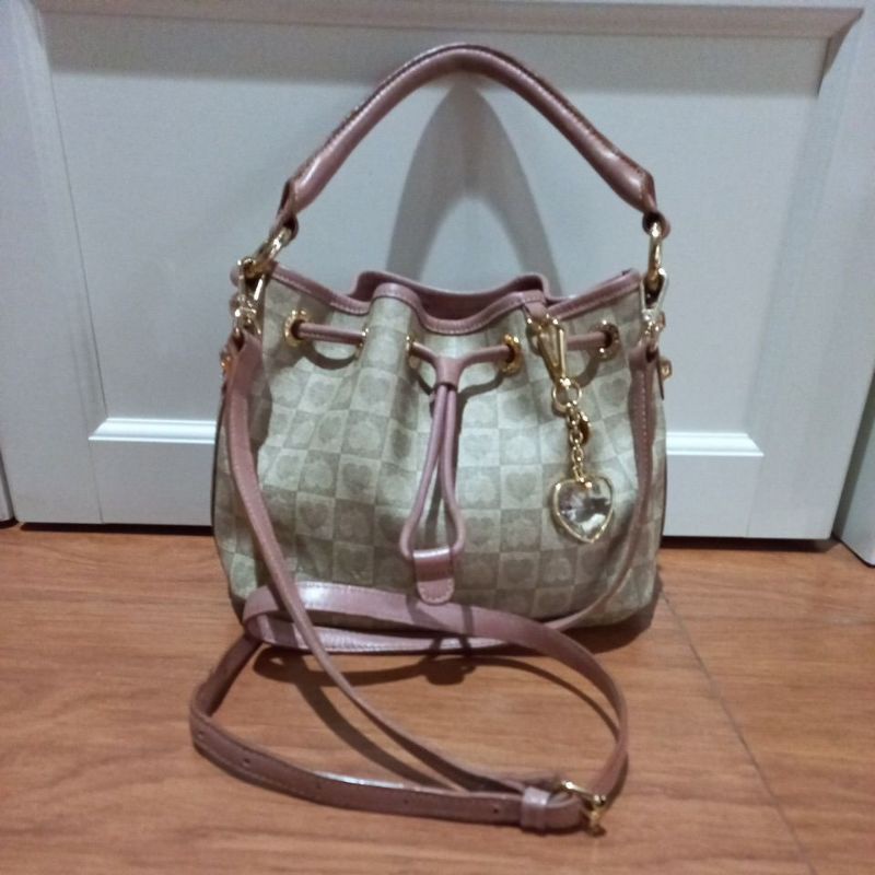Preloved hand & sling bag serut Lovcat (booked)