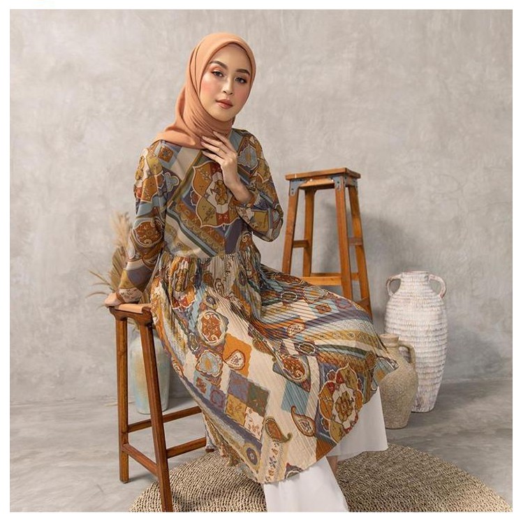 Sahara Pleats Tunik by Heaven Lights