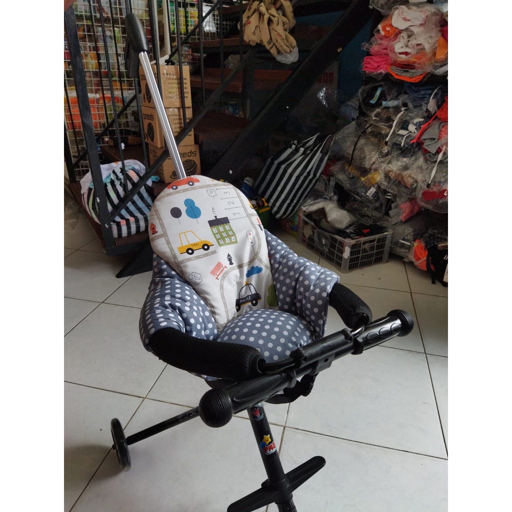 Alas Busa Stroller EZZY Stroler Segitiga