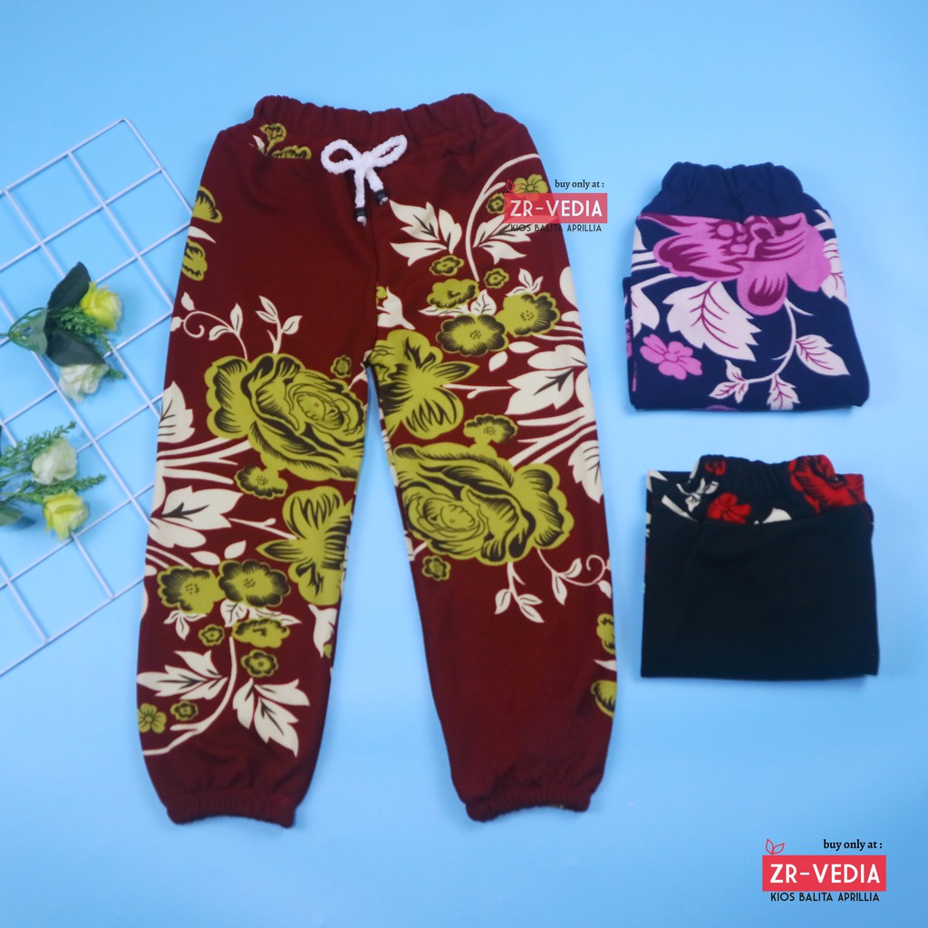 Jogger Bunga uk 5-6 Tahun / Scuba Premium Joger Pants Import Celana Panjang Anak Perempuan Kembang