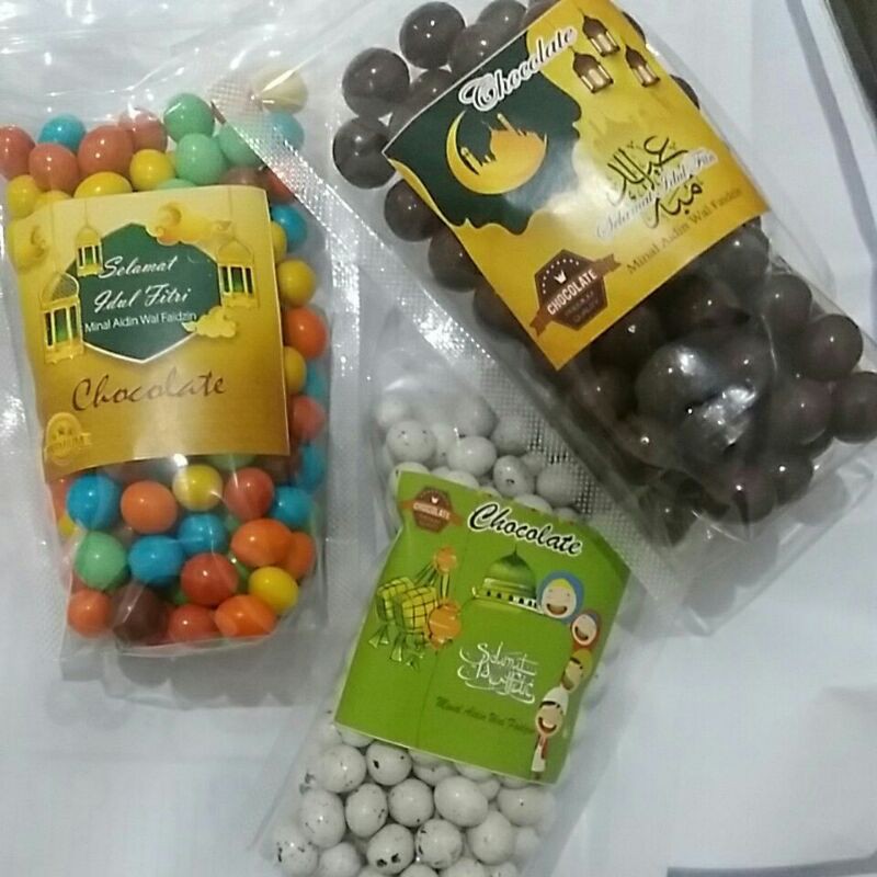 

coklat biskuit coklat kacang lebaran hampers cemilan kekinian