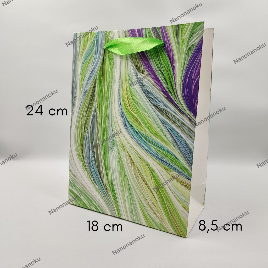 Paperbag 18x24 cm Goodie Bag Karton Paper Bag Motif