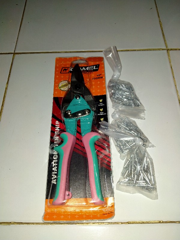 Paku Rivet Ukuran 4 X 11 Mm. Dijual Per Bungkus Isi 35 Pcs