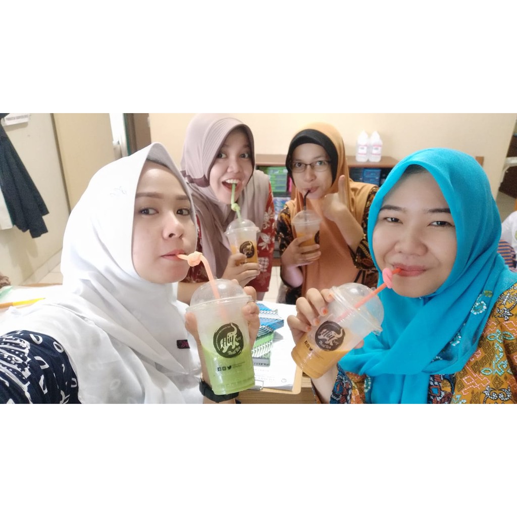 

Sedotan Ulir Untuk Thai Tea