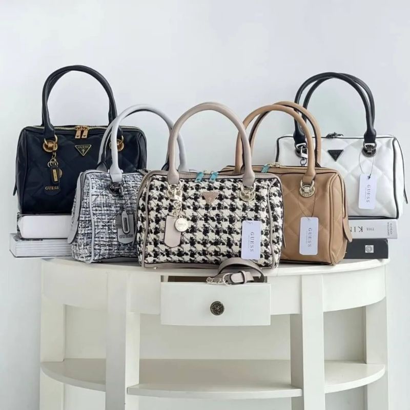 GUESSS Cessily Box Satchel