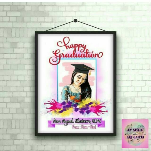 Kado unik desain foto wisuda, ultah dan anniv + cetak + bingkai