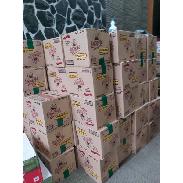 

kapal api spesial mix 1 dus