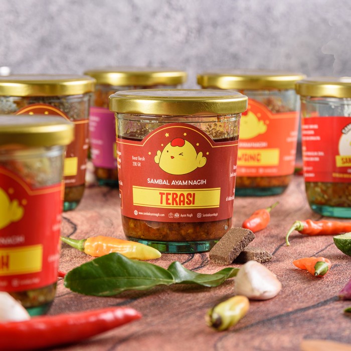

Sambal-Aneka- Sambal Terasi Pecel Ayam Nagih Khas Jakarta | Chicken Coop - Toples 150Gr -Aneka-