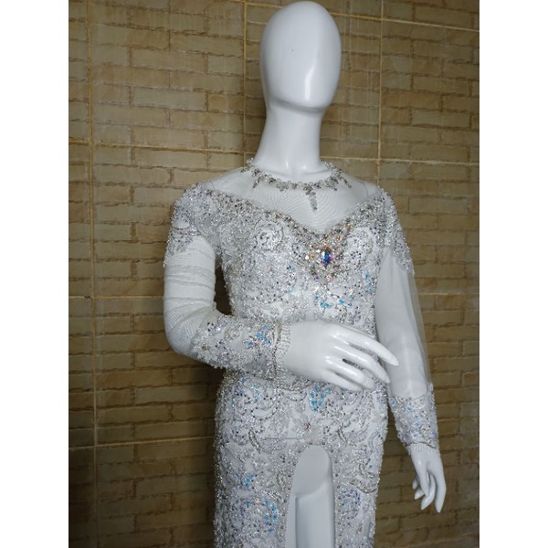 kebaya akad mewah Payet jepang