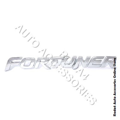 Emblem Totoya Fortuner Chrome