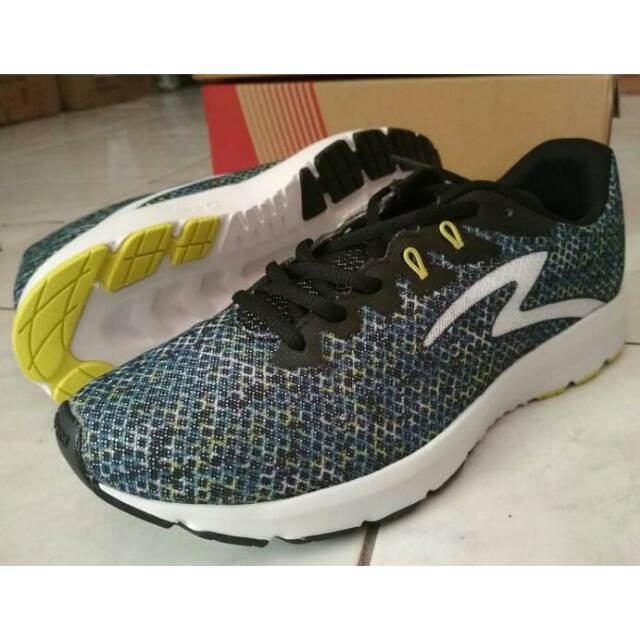 Specs Road King Running