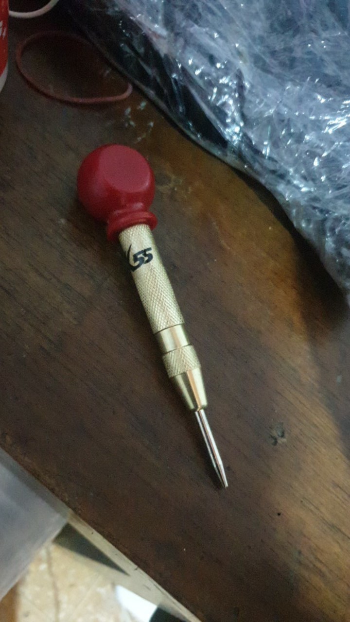 Marking Merah Bulat Drip Punch Center Otomatis Penitik Besi Mesin Bor