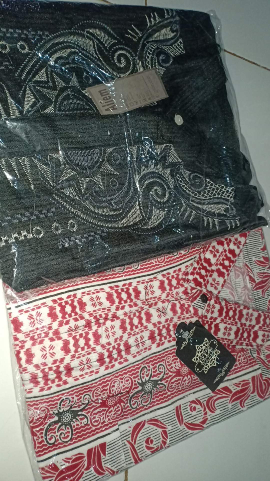 Trolistore Kemeja Batik Pria Motif Kalim Lengan Pendek Warna Merah Biru Hijau Seragam Batik